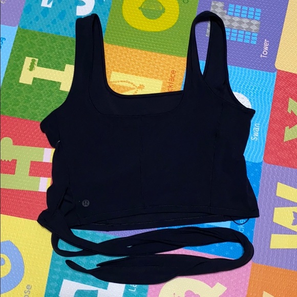Lululemon Cropped Tank Top - Picture 2 of 3